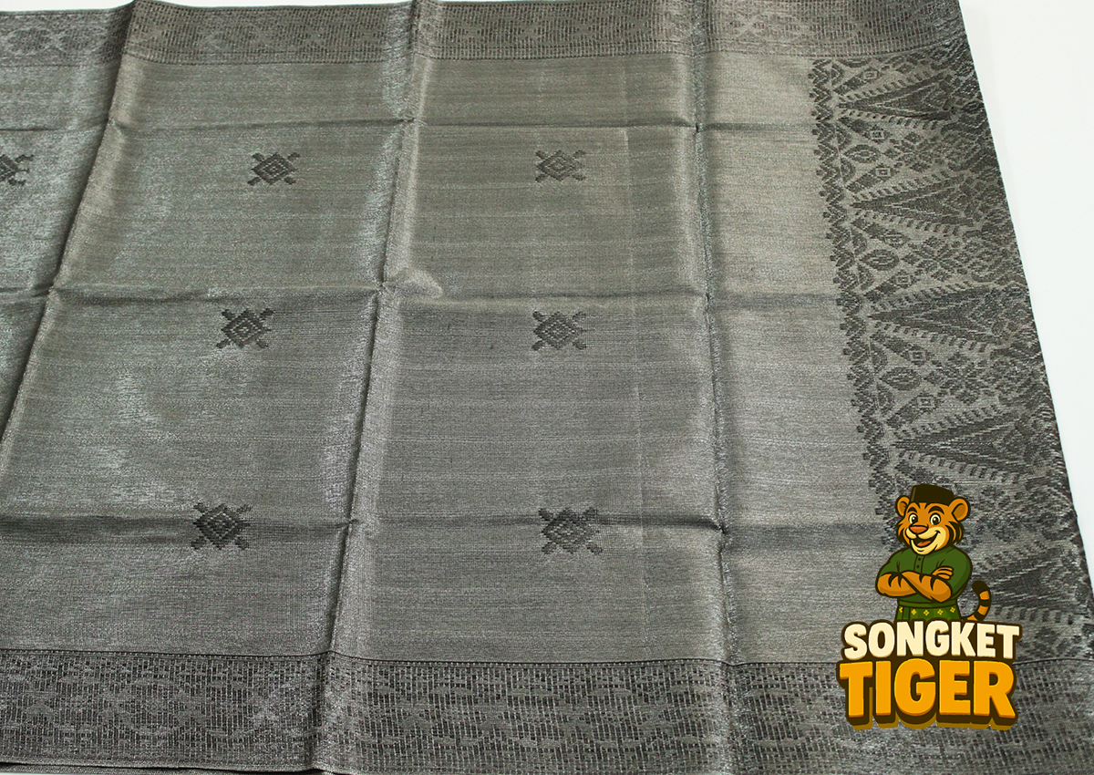 MachineMade Sampin Songket Tiger 22